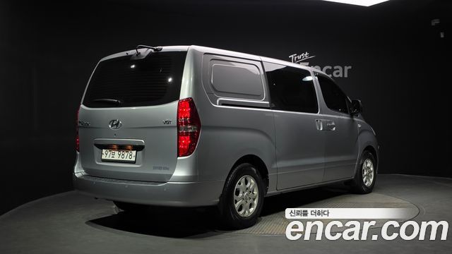 Hyundai Starex 2016 — photo 2