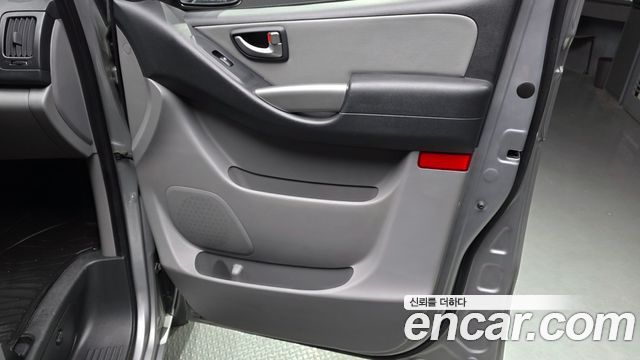 Hyundai Starex 2016 — photo 15
