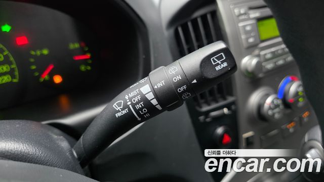 Hyundai Starex 2016 — photo 28