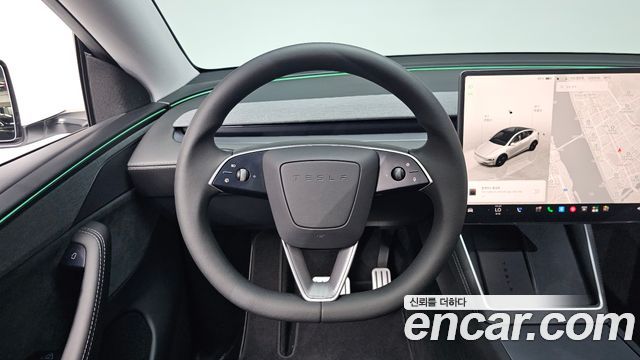 Tesla Model Y 2025 — photo 19