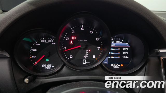 Porsche Macan 2018 — photo 8
