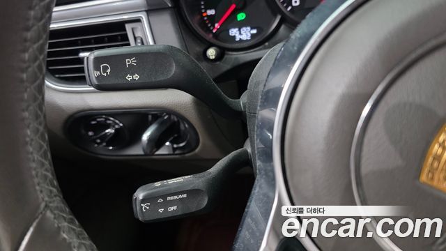 Porsche Macan 2018 — photo 13