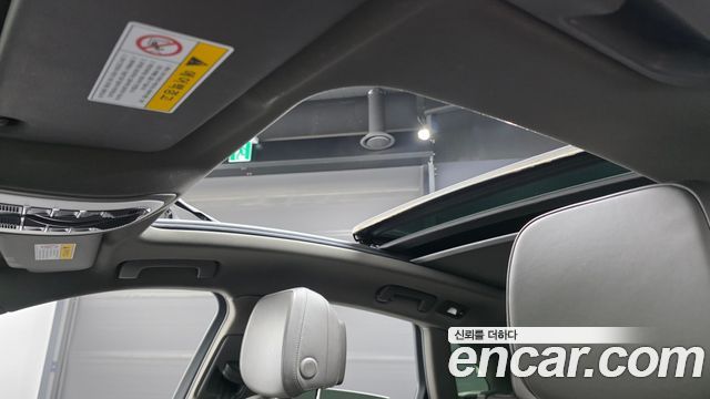 Porsche Macan 2018 — photo 18