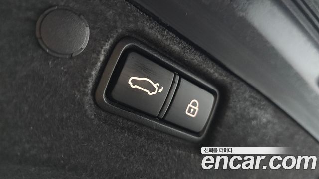 Kia K7 2017 — photo 26