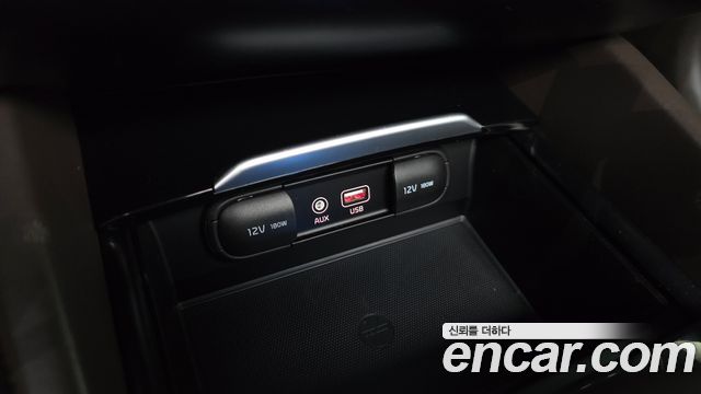 Kia K7 2017 — photo 27