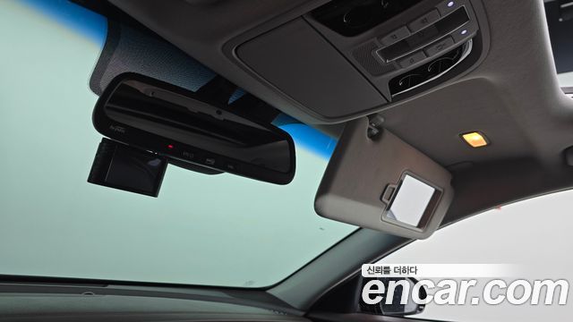 Kia K7 2017 — photo 28