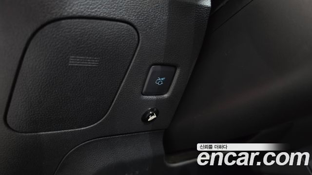 Ford Mustang 2019 — photo 23
