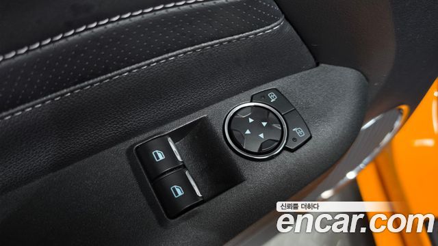 Ford Mustang 2019 — photo 26