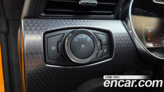 Ford Mustang 2019 — photo 30