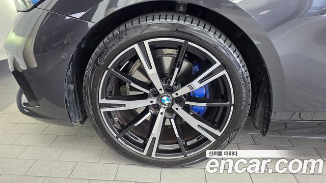BMW 5-Series 2025 — photo 5