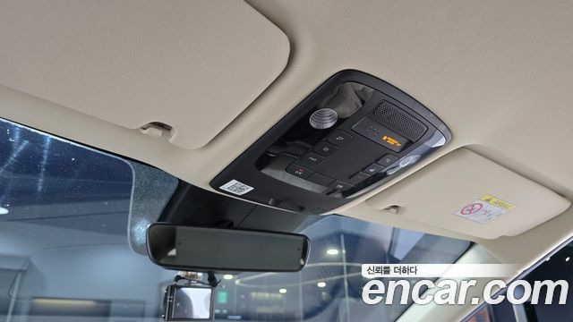 Kia Canival 2021 — photo 27