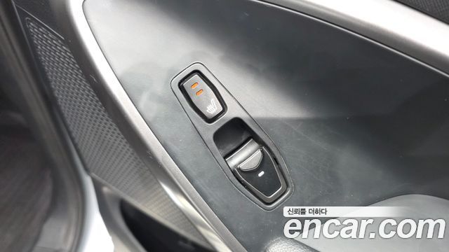 Hyundai Maxcruz 2016 — photo 24