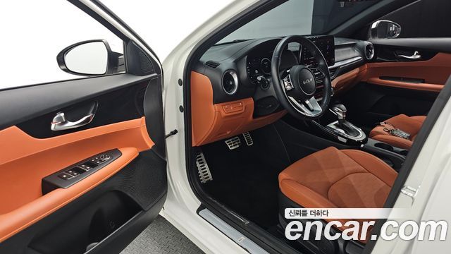 Kia K3 2024 — photo 17