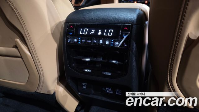 Jeep Cherokee 2023 — photo 25