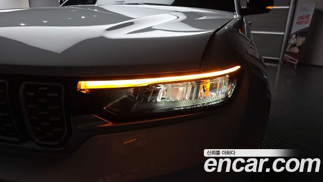 Jeep Cherokee 2023 — photo 8
