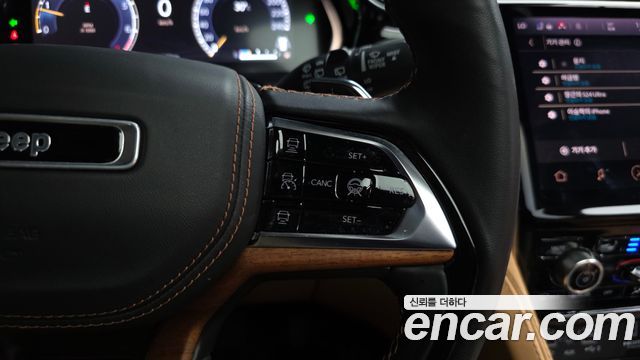Jeep Cherokee 2023 — photo 38