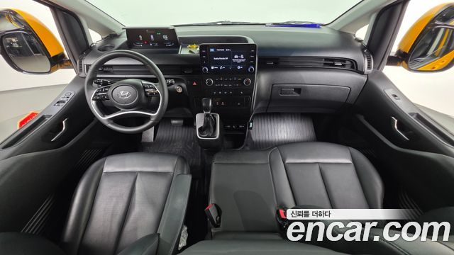 Hyundai Staria 2023 — photo 10