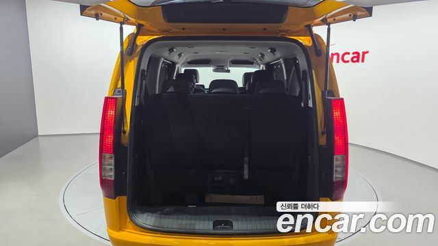 Hyundai Staria 2023 — photo 26