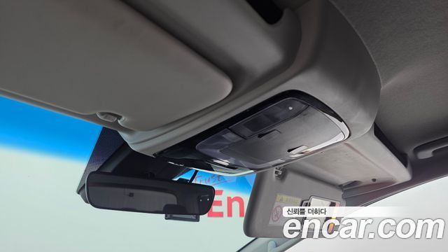 Hyundai Staria 2023 — photo 27