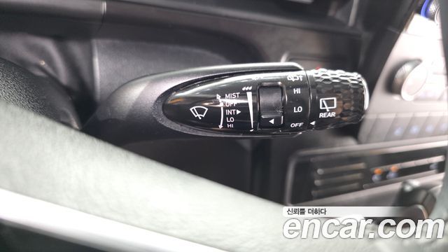 Hyundai Staria 2023 — photo 30