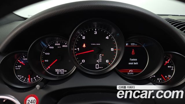 Porsche Cayenne 2016 — photo 11