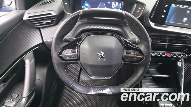 Peugeot 2008 2023 — photo 20