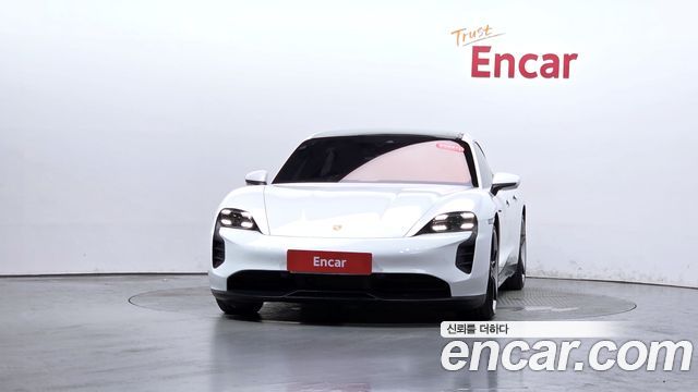 Porsche Taycan 2024 — photo 3