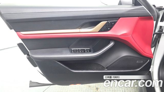 Porsche Taycan 2024 — photo 14