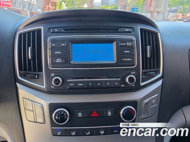 Hyundai Starex 2019 — photo 13