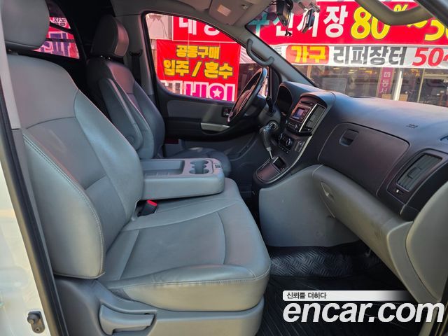 Hyundai Starex 2019 — photo 19