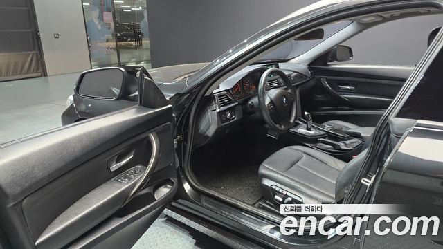 BMW Gran Turismo 2016 — photo 10