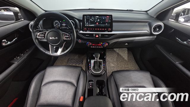 Kia K3 2022 — photo 7
