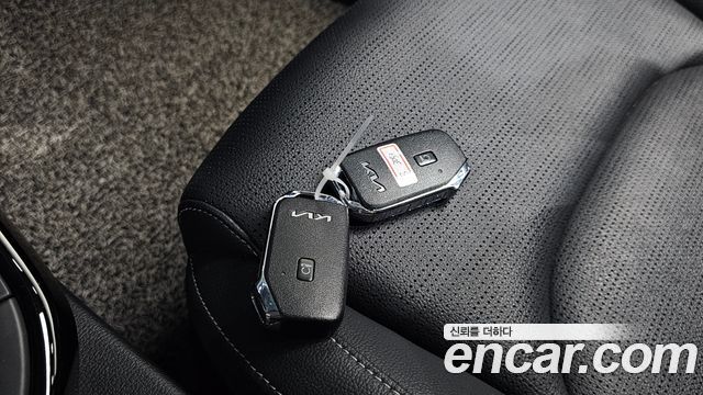 Kia K3 2022 — photo 19
