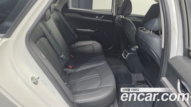 Kia K5 2020 — photo 17
