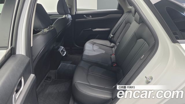Kia K5 2020 — photo 18