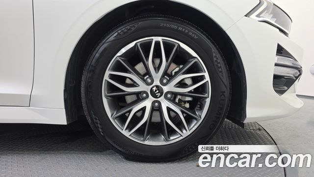 Kia K5 2020 — photo 7
