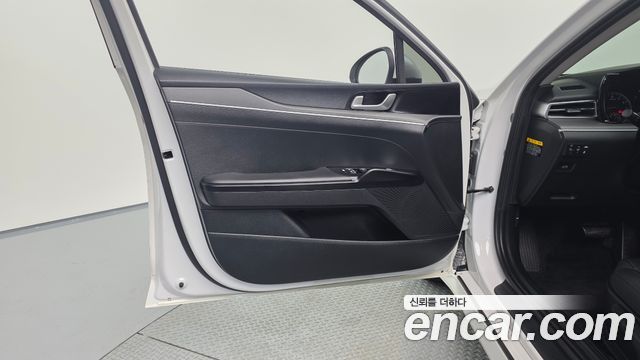 Kia K5 2020 — photo 14