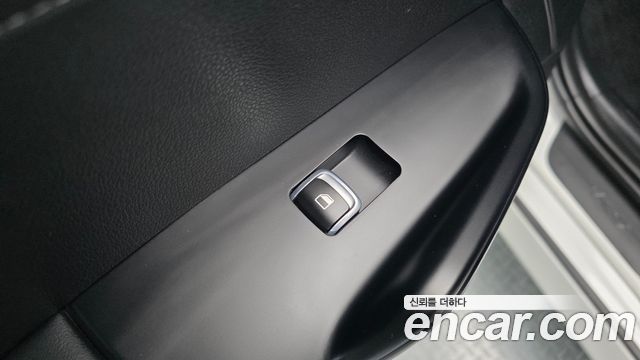 Kia K5 2020 — photo 34