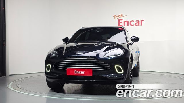 Aston Martin DBX 2023 — photo 3