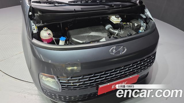 Hyundai Staria 2024 — photo 6