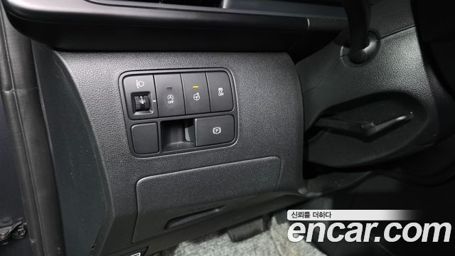 Hyundai Staria 2024 — photo 18