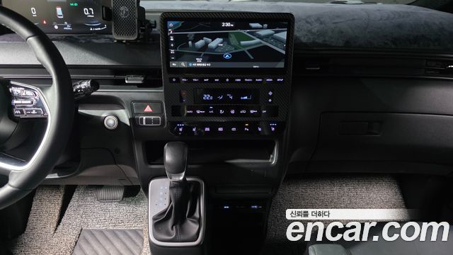 Hyundai Staria 2024 — photo 20