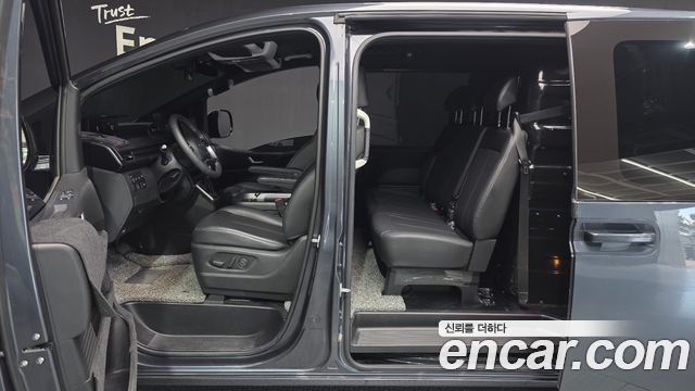 Hyundai Staria 2024 — photo 23