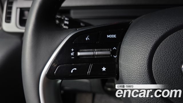 Hyundai Staria 2024 — photo 28
