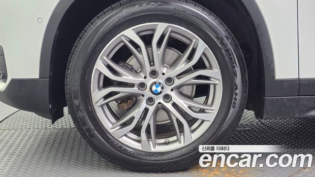 BMW X1 2019 — photo 5