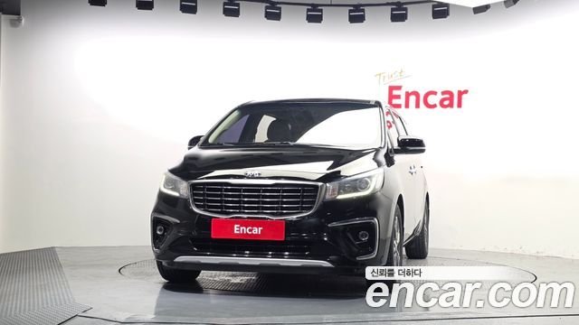 Kia Canival 2019 — photo 3