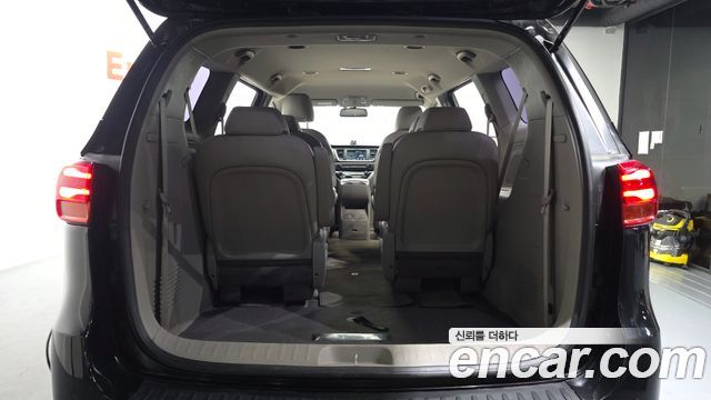 Kia Canival 2019 — photo 20