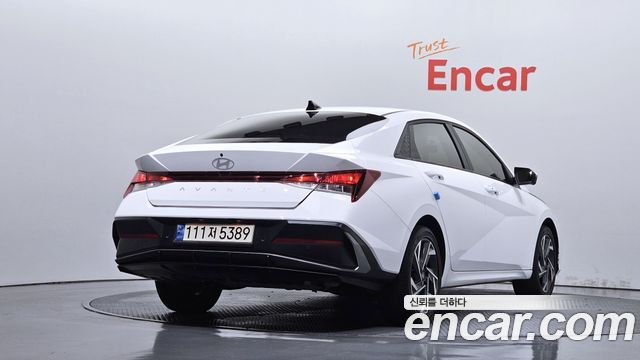 Hyundai AVANTE 2025 — photo 2