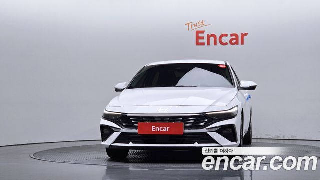 Hyundai AVANTE 2025 — photo 3