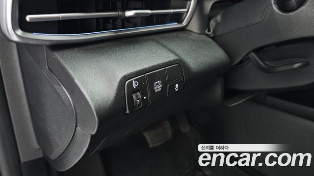 Hyundai AVANTE 2025 — photo 24